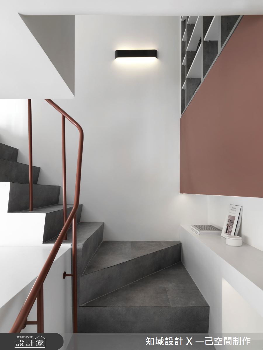30坪中古屋(5~15年)＿北歐風樓梯案例圖片＿知域設計 X 一己空間制作＿知域_Dusty Rose之11