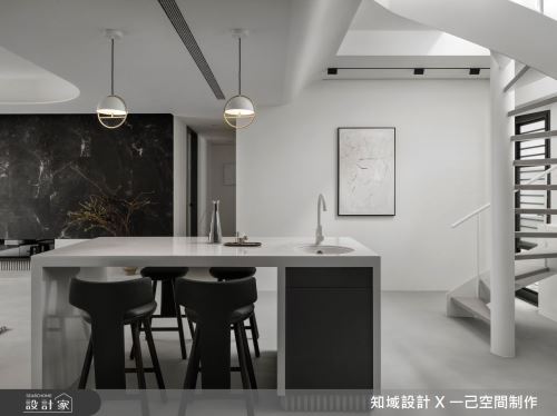 一己_昶 · 域_混搭風