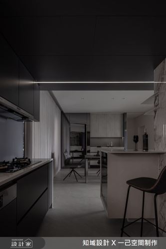 一己_灝_現代風