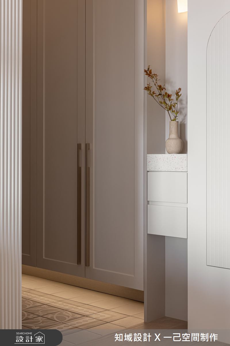 18坪新成屋(5年以下)＿混搭風玄關案例圖片＿知域設計 X 一己空間制作＿知域_朧 Hazy之13