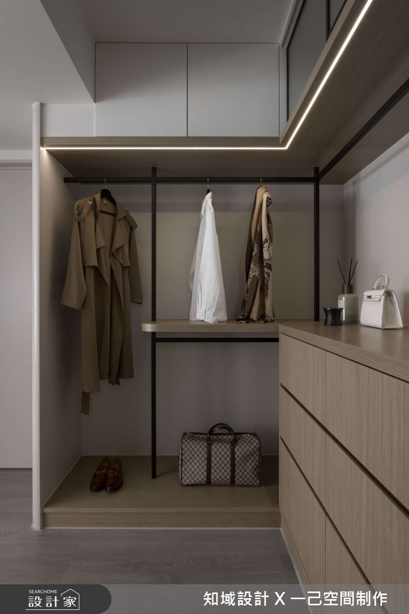 32坪老屋(31~40年)＿現代風更衣間案例圖片＿知域設計 X 一己空間制作＿一己_暮澄之21