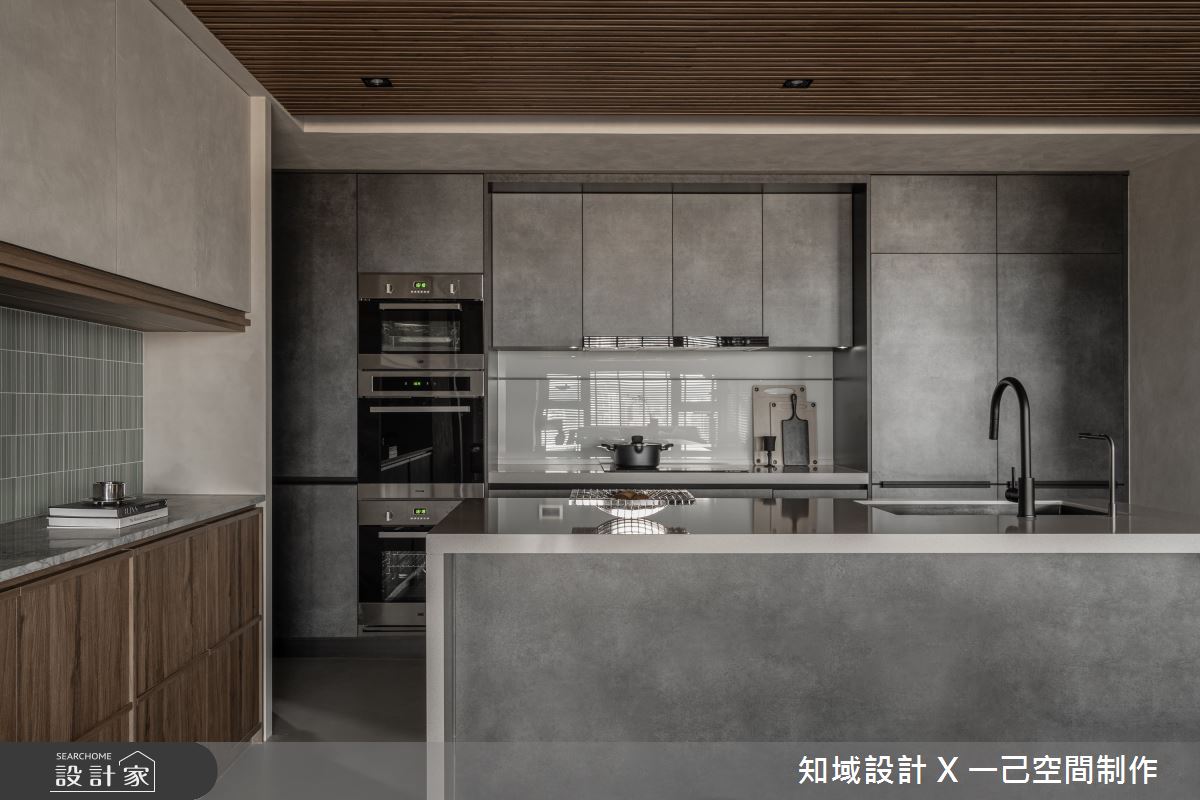 35坪毛胚屋＿侘寂風廚房中島案例圖片＿知域設計 X 一己空間制作＿一己_澄晤之16
