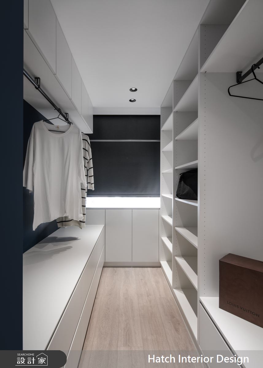 22坪預售屋＿現代風更衣間案例圖片＿合砌設計有限公司＿合砌_藍調 1+1之12