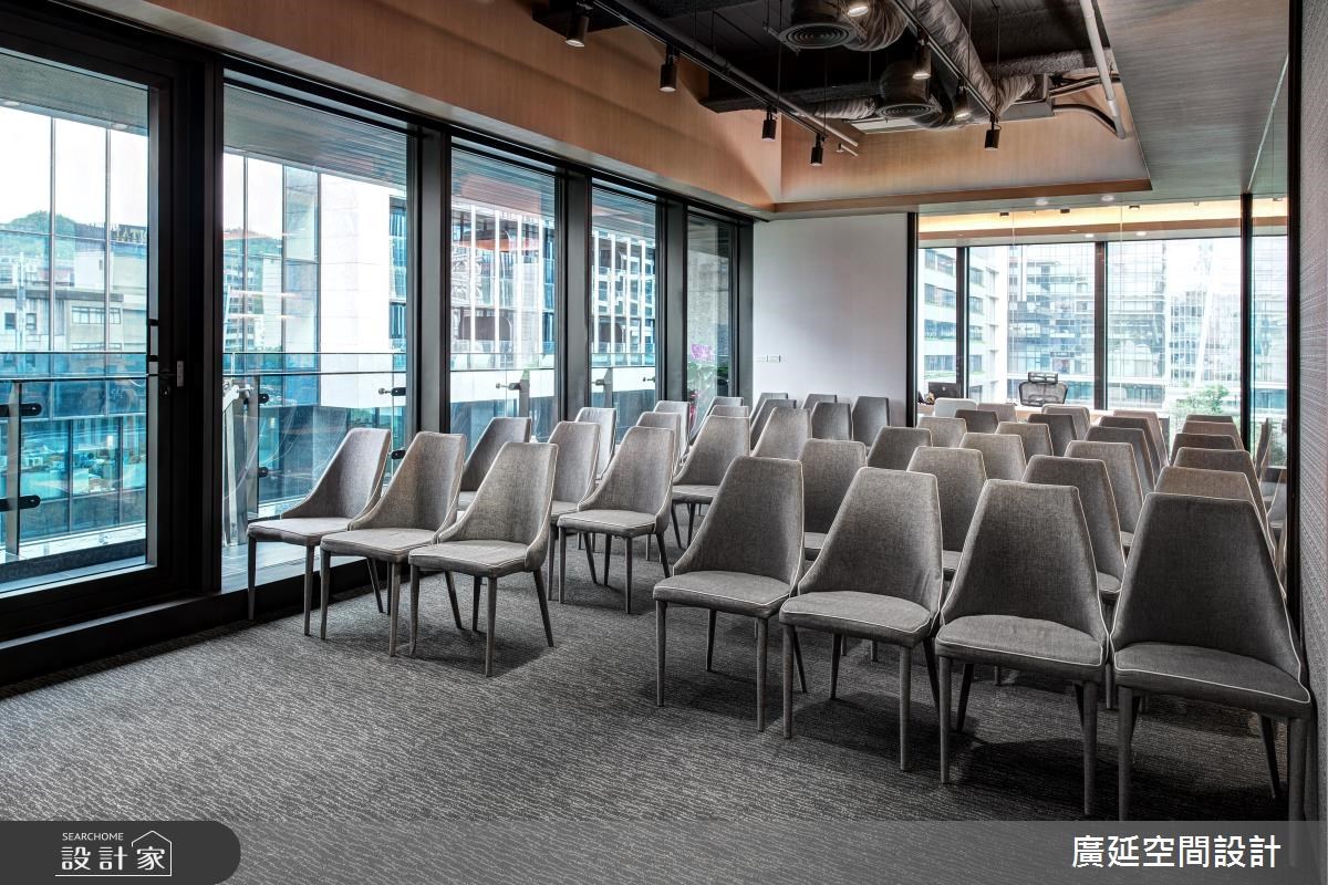 40坪新成屋(5年以下)＿現代風商業空間案例圖片＿廣延空間設計＿廣延_01.台北澳盛集團辦公室之12