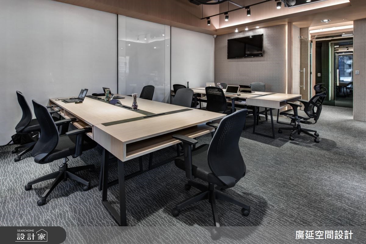40坪新成屋(5年以下)＿現代風商業空間案例圖片＿廣延空間設計＿廣延_01.台北澳盛集團辦公室之19