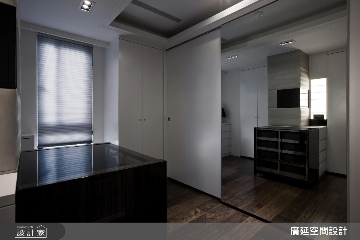 100坪新成屋(5年以下)＿現代風更衣間案例圖片＿廣延空間設計＿廣延_03.台北劉宅之42