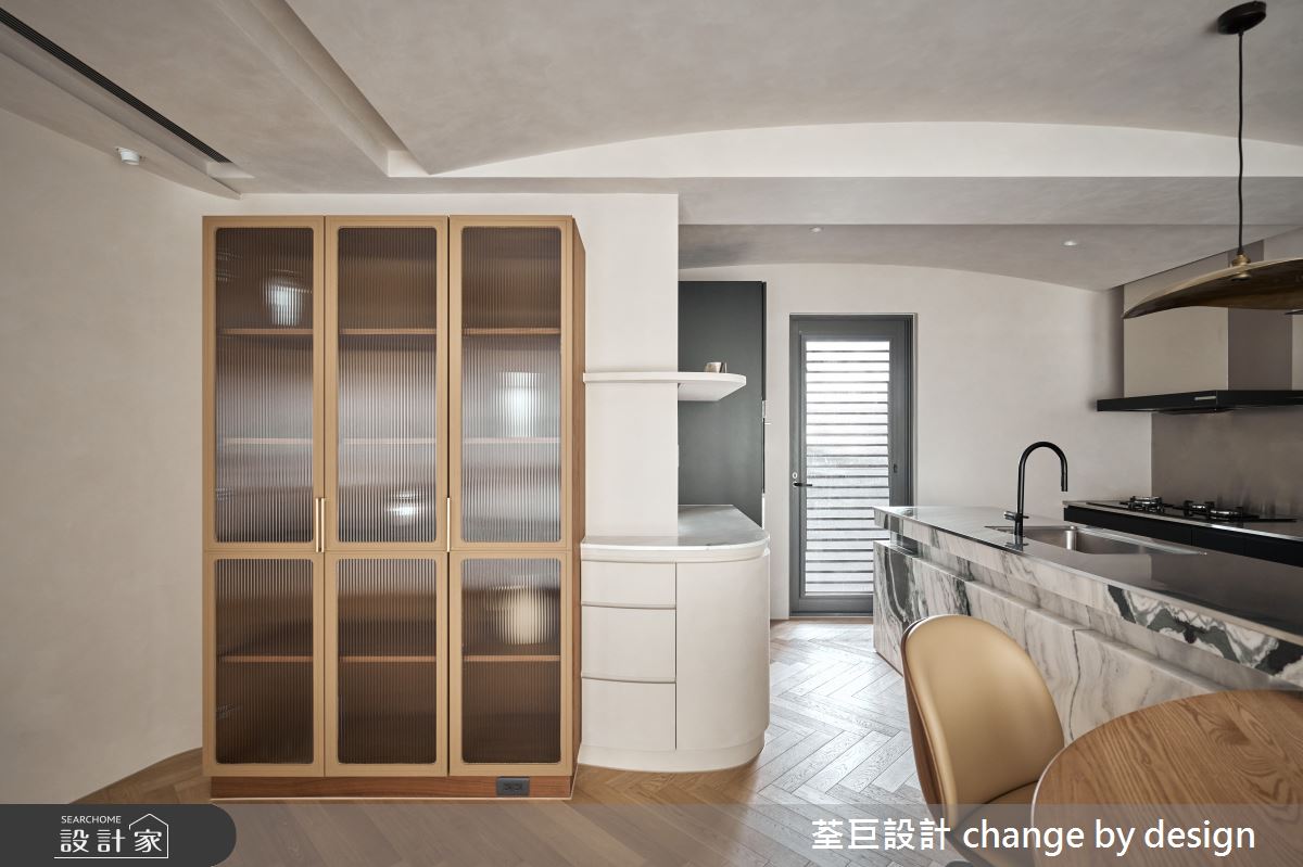 35坪新古屋(10年以下)＿混搭風餐廳廚房中島案例圖片＿荃巨設計 change by design＿荃巨_37之2469