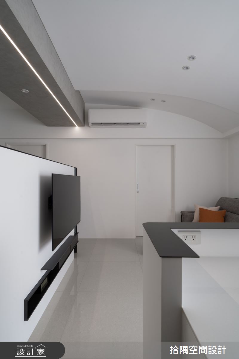 14坪預售屋＿簡約風客廳案例圖片＿拾隅空間設計＿拾隅_灰階浮嶼 Island with Grey Scale | 簡約風之4