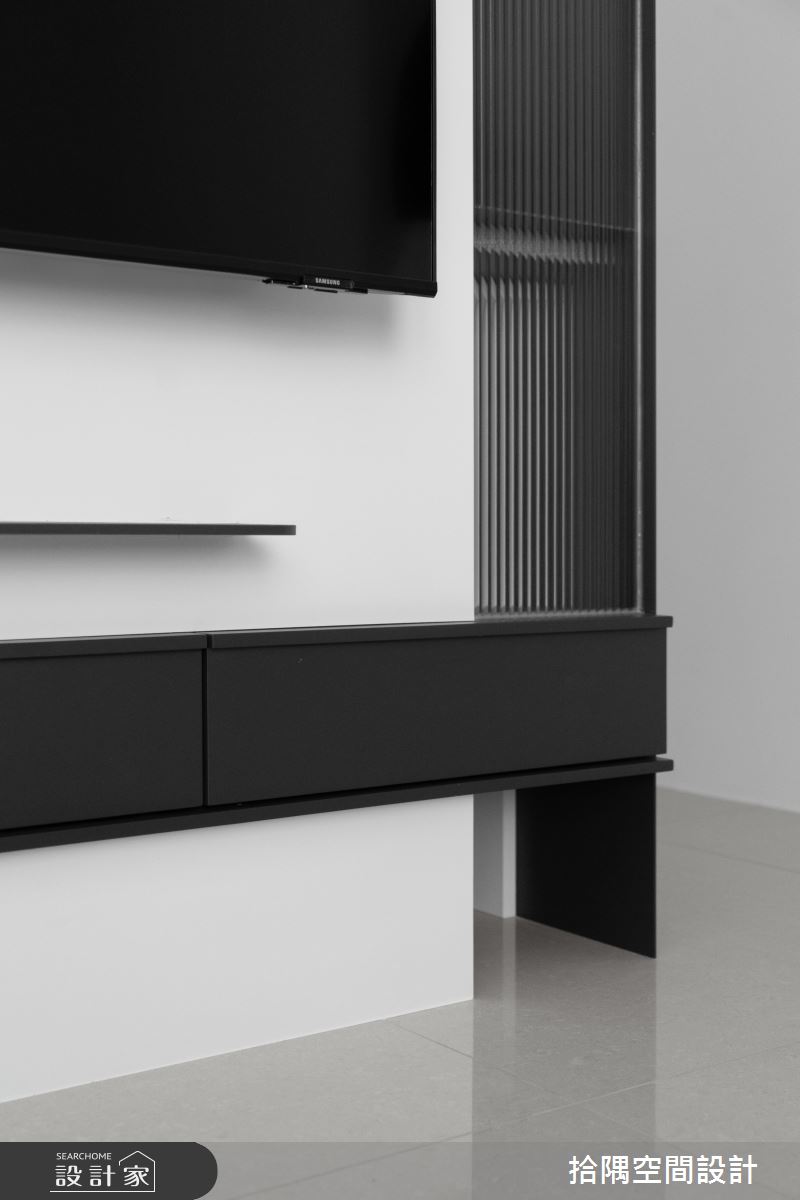 14坪預售屋＿簡約風客廳案例圖片＿拾隅空間設計＿拾隅_灰階浮嶼 Island with Grey Scale | 簡約風之13