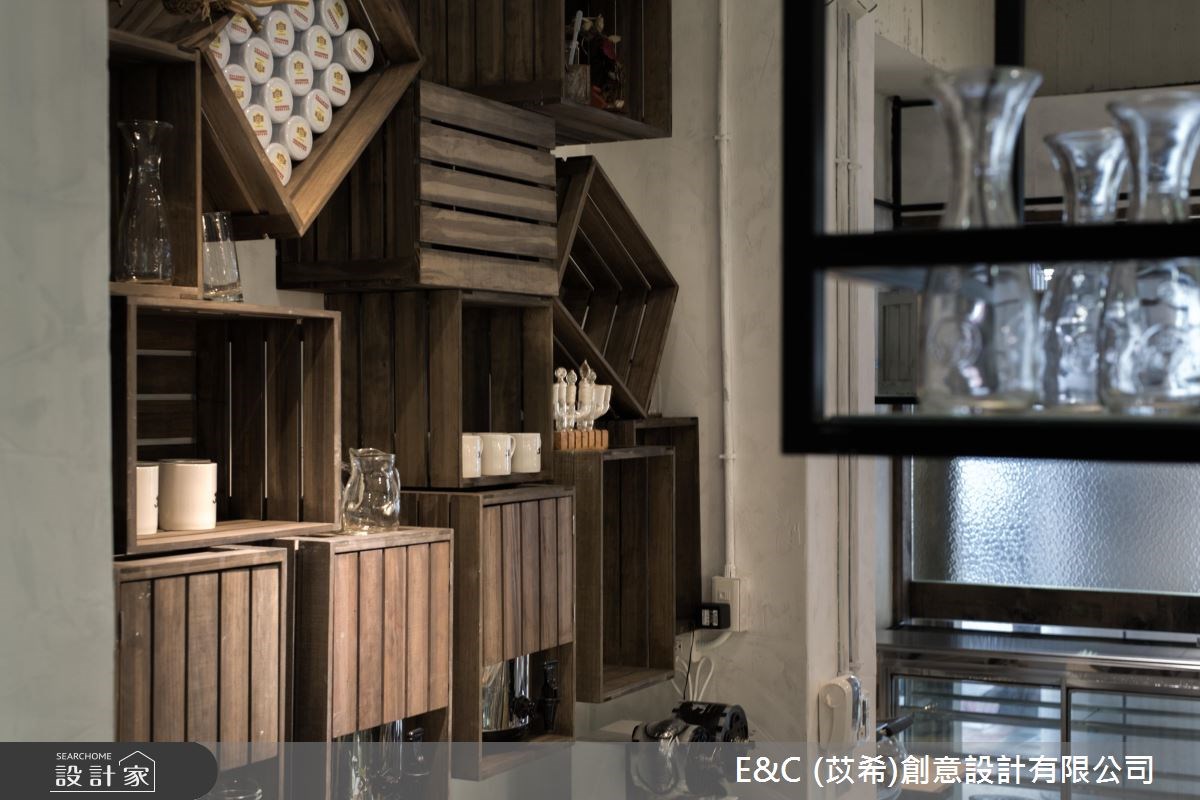 34坪老屋(16~30年)＿工業風商業空間案例圖片＿苡希E&C創意設計有限公司＿苡希_01.台北商業空間_34坪工業風之12