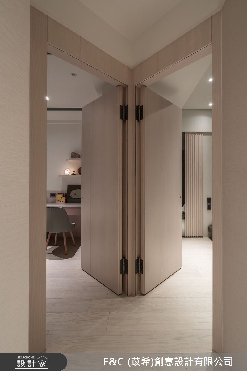 33坪中古屋(5~15年)＿飯店風臥室走廊案例圖片＿苡希E&C創意設計有限公司＿苡希_18.新北_33坪飯店風之23