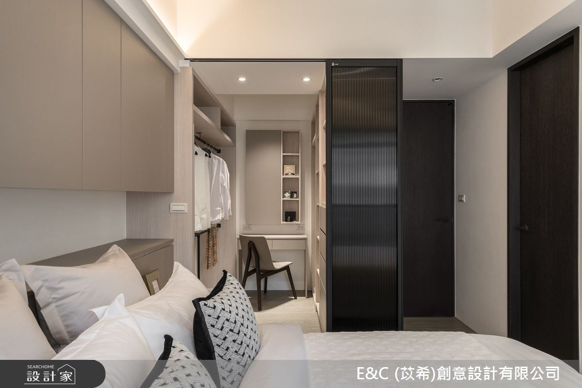 27坪老屋(16~30年)＿現代風臥室更衣間案例圖片＿苡希E&C創意設計有限公司＿苡希_22.新北_27坪現代風之17
