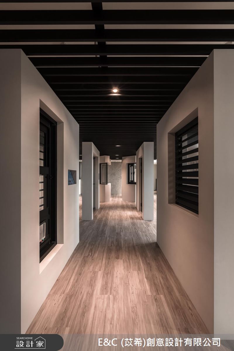 127坪＿現代風商業空間案例圖片＿苡希E&C創意設計有限公司＿苡希_24.新北_127坪現代風之20