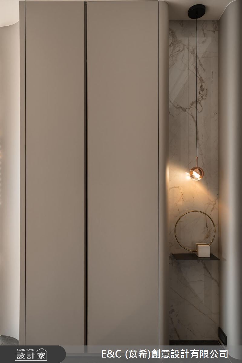 41坪新成屋(5年以下)＿現代風玄關案例圖片＿苡希E&C創意設計有限公司＿苡希_25.新北_41坪現代風之2