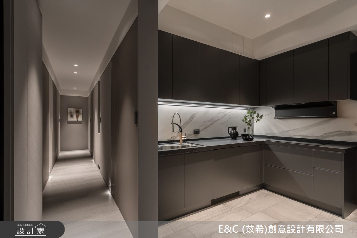 45坪新古屋(10年以下)＿現代風廚房走廊案例圖片＿苡希E&C創意設計有限公司＿苡希_26.新北_45坪現代風之15
