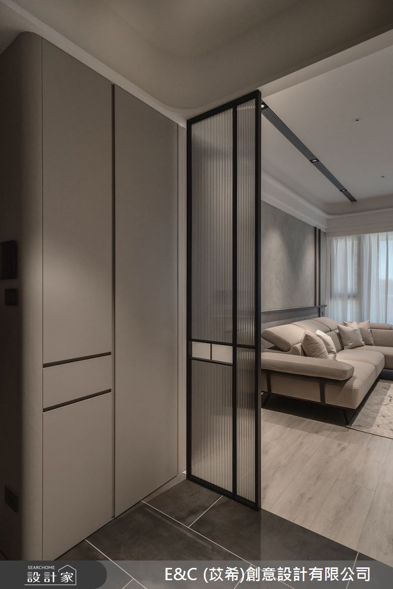 50坪新成屋(5年以下)＿現代簡約風玄關客廳案例圖片＿苡希E&C創意設計有限公司＿苡希_30.新北_50坪現代簡約風之14