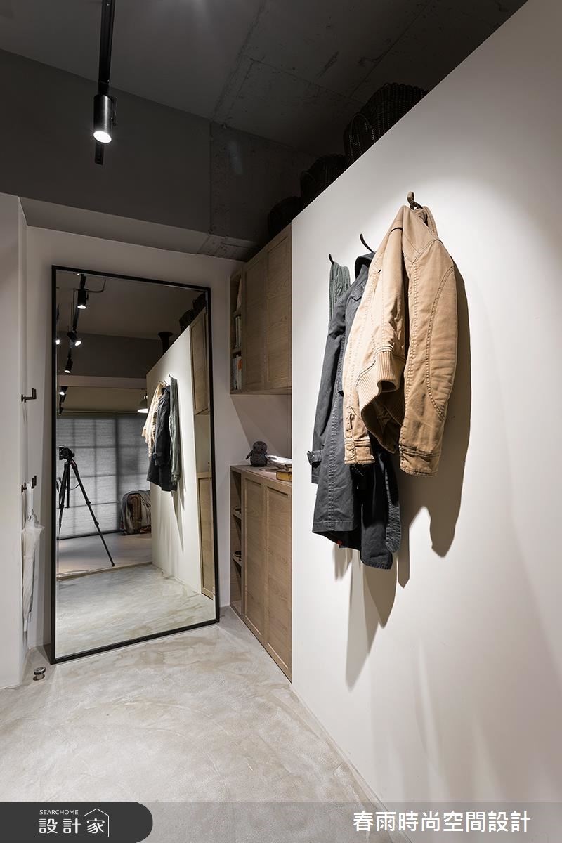25坪新成屋(5年以下)＿工業風玄關案例圖片＿春雨設計＿春雨_14 中和簡公館之3