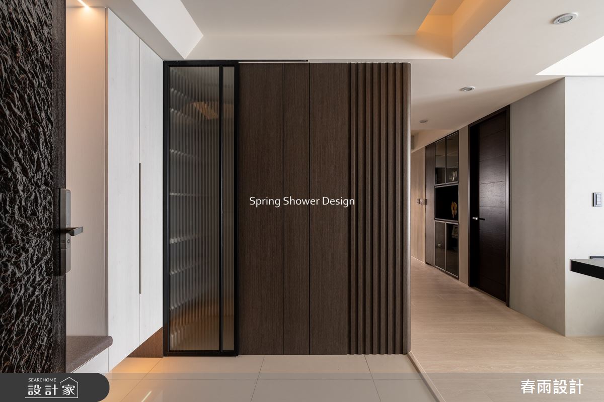 新成屋(5年以下)＿現代風玄關案例圖片＿春雨設計＿春雨_202 長虹天際之1
