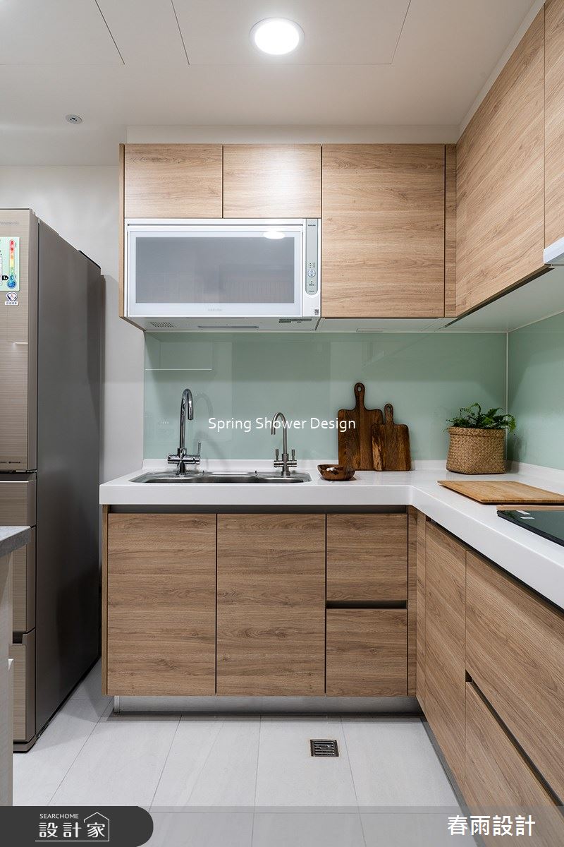 新成屋(5年以下)＿現代風廚房案例圖片＿春雨設計＿春雨_204 海山花園之21