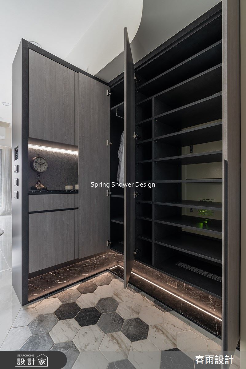 新成屋(5年以下)＿現代風玄關案例圖片＿春雨設計＿春雨_206 久泰翠品之2