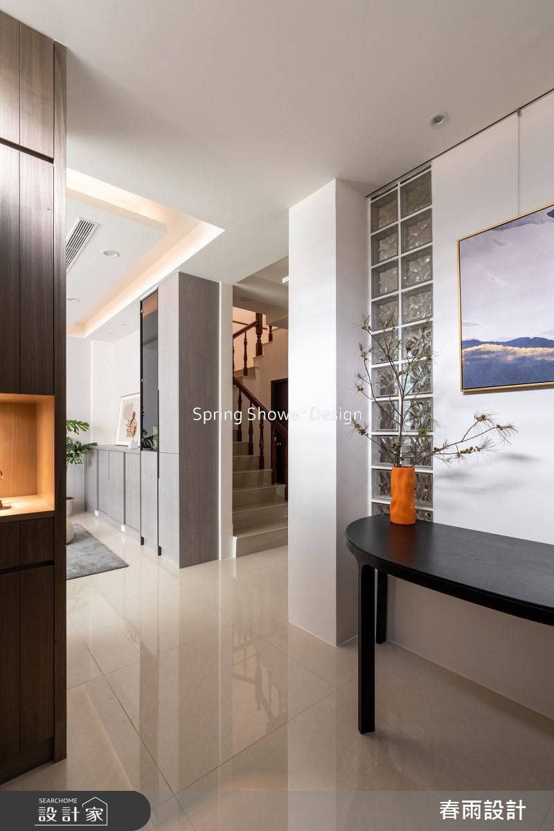 老屋(16~30年)＿現代風玄關樓梯案例圖片＿春雨設計＿春雨_239 月光別墅之4