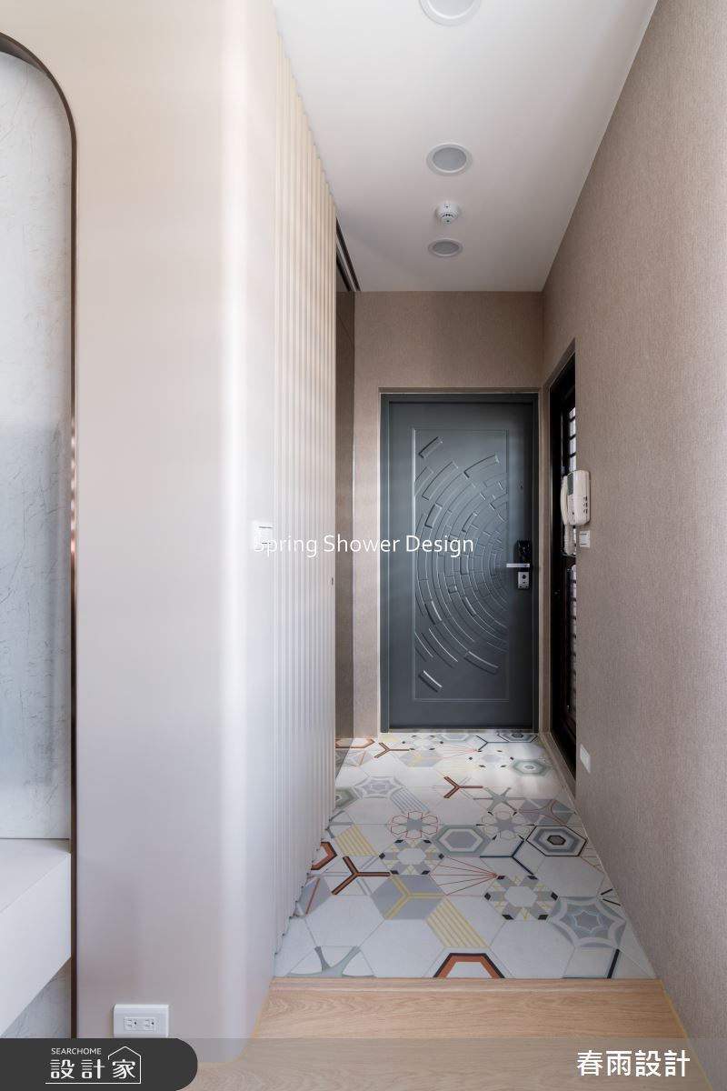 老屋(16~30年)＿現代風玄關案例圖片＿春雨設計＿春雨_258 重慶北路之3
