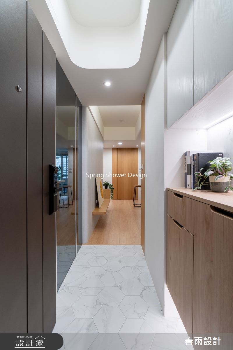 老屋(16~30年)＿現代風玄關案例圖片＿春雨設計＿春雨_281 昇陽大地之1
