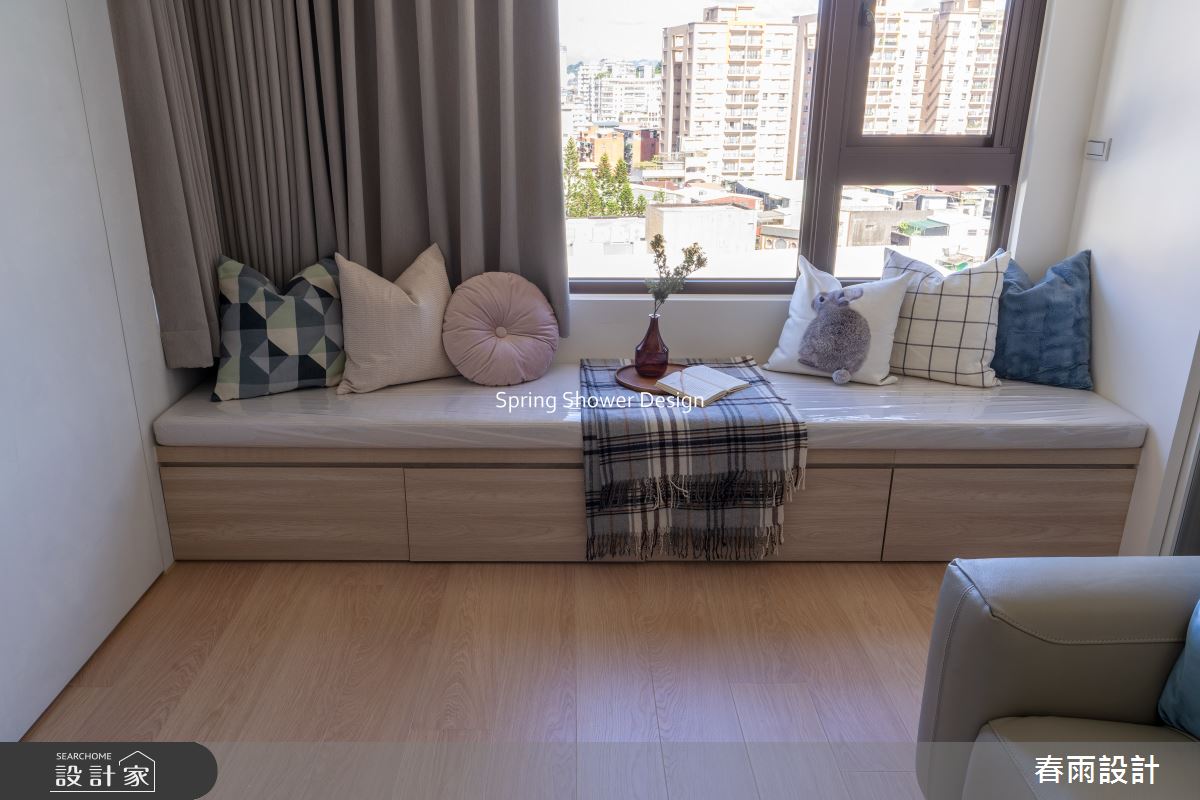新成屋(5年以下)＿現代風客廳臥榻案例圖片＿春雨設計＿春雨_288 寶亞南山公館之25