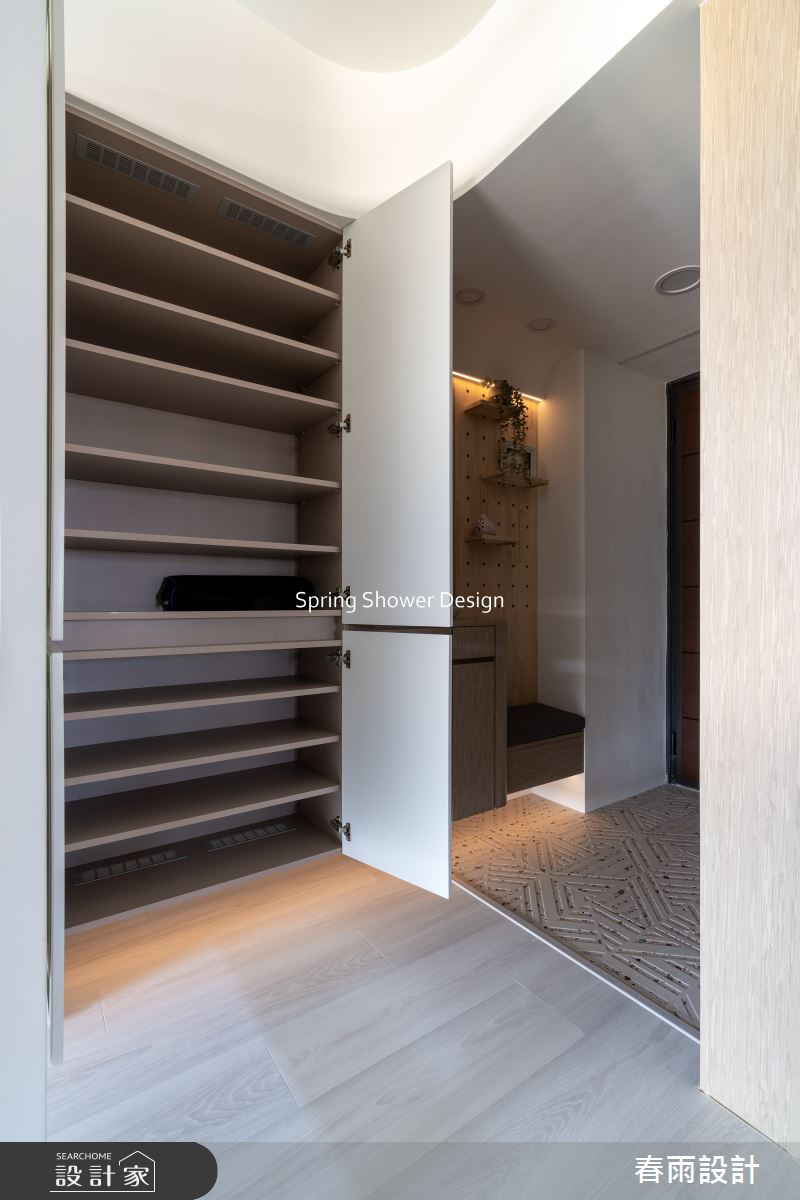 新成屋(5年以下)＿現代風玄關案例圖片＿春雨設計＿春雨_293 美術白天鵝之4