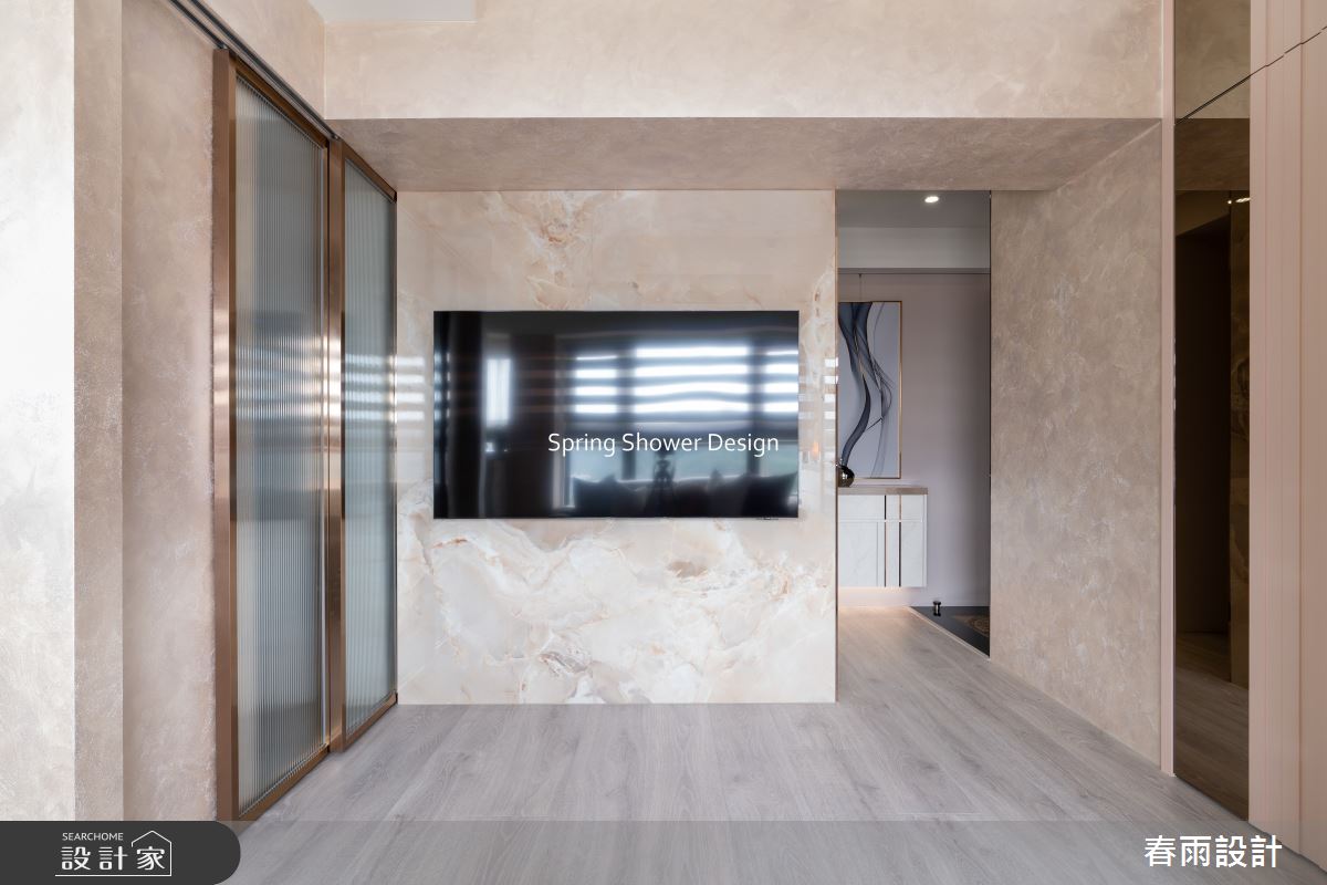 11坪新成屋(5年以下)＿現代風玄關客廳案例圖片＿春雨設計＿春雨_300 太陽帝國之11