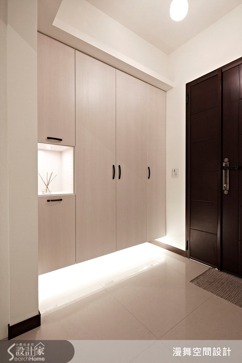 36坪新成屋(5年以下)＿現代風玄關案例圖片＿漫舞空間系統設計＿漫舞_11之1