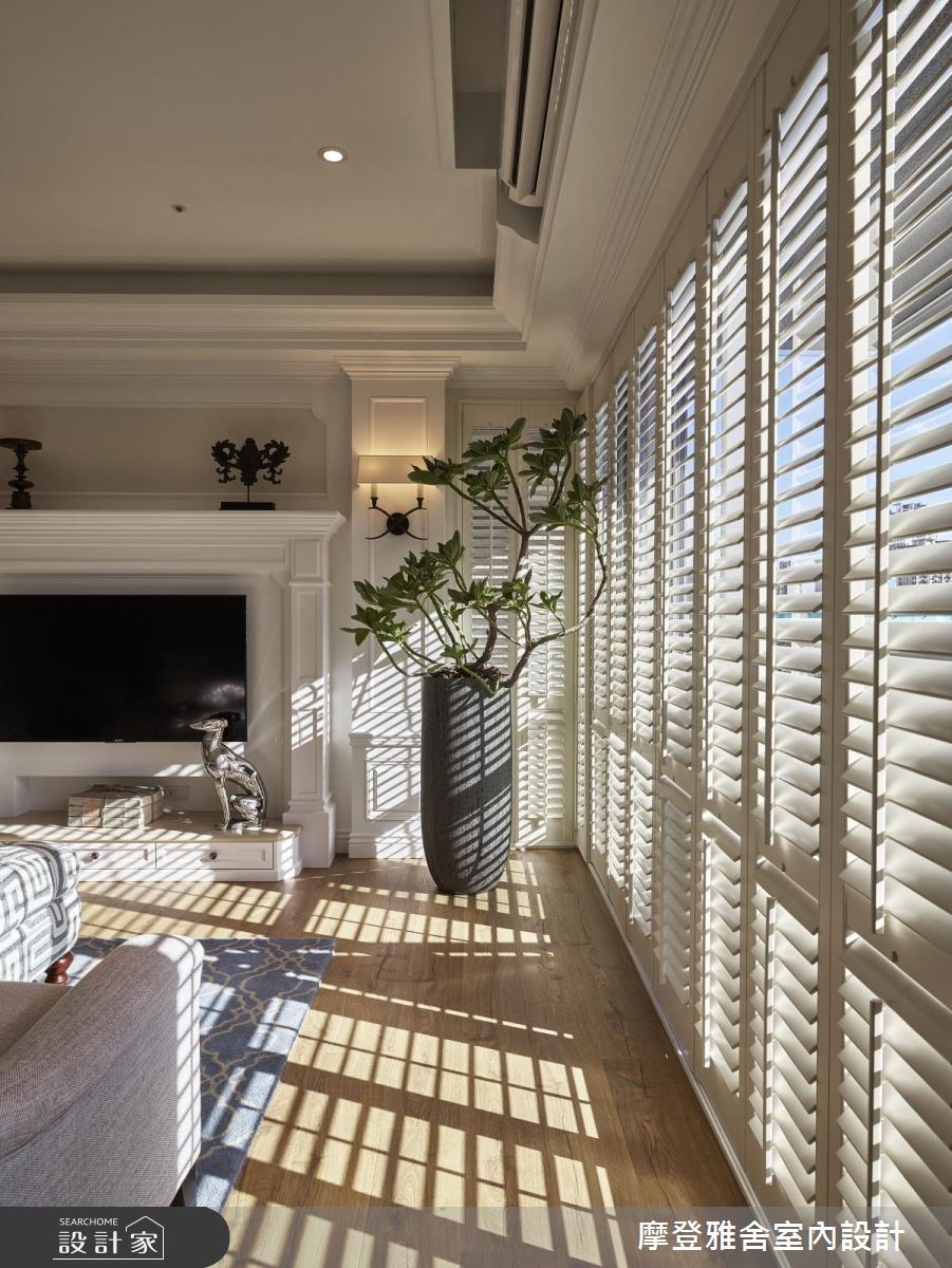 40坪新成屋(5年以下)＿美式風客廳案例圖片＿摩登雅舍室內設計＿摩登雅舍_63 皇家藍x白色系 光影灑落美式風精品宅之11