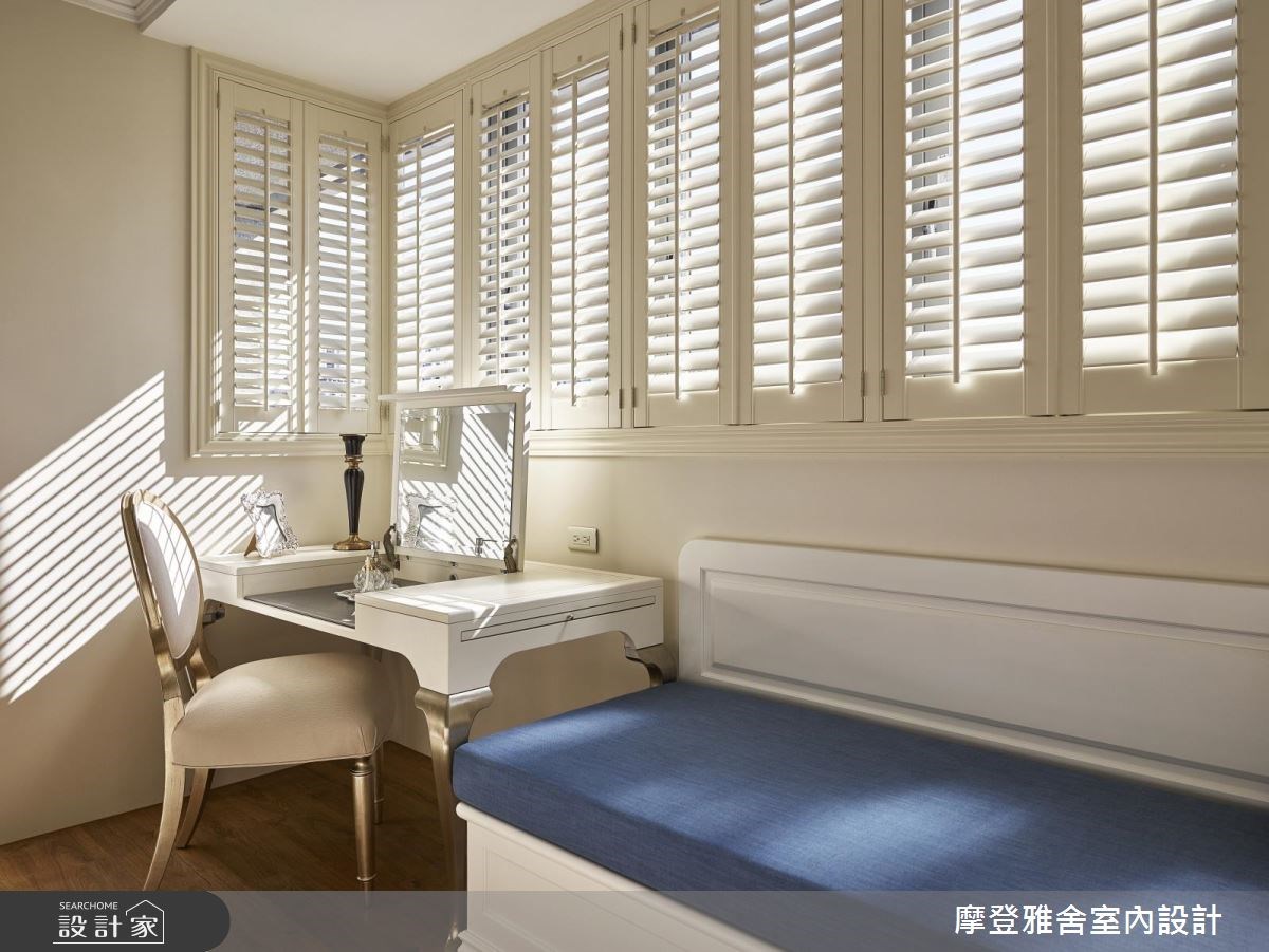 40坪新成屋(5年以下)＿美式風臥室案例圖片＿摩登雅舍室內設計＿摩登雅舍_63 皇家藍x白色系 光影灑落美式風精品宅之40