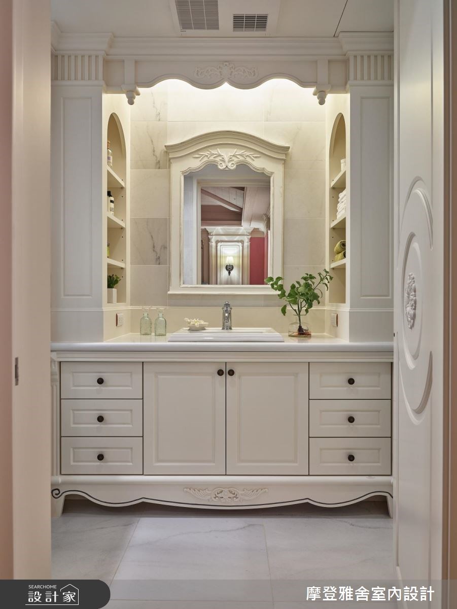 75坪新成屋(5年以下)＿新古典浴室案例圖片＿摩登雅舍室內設計＿摩登雅舍_65 女神屋主圓夢了 收藏多款高級燈具的新古典度假宅之19