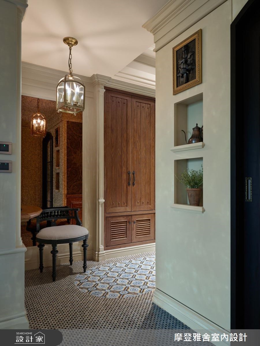 50坪新成屋(5年以下)＿鄉村風玄關案例圖片＿摩登雅舍室內設計＿摩登雅舍_67 醫師的高定古堡風格 收藏旅行的記憶之3