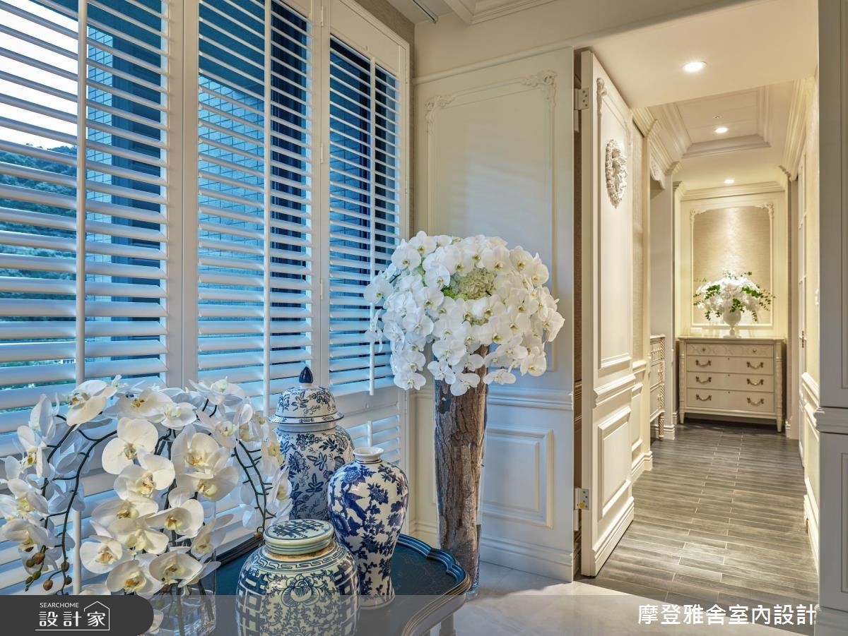 60坪中古屋(5~15年)＿混搭風走廊案例圖片＿摩登雅舍室內設計＿摩登雅舍_72 北市中古屋 醫師最愛專屬高級訂製歐式風情宅之17