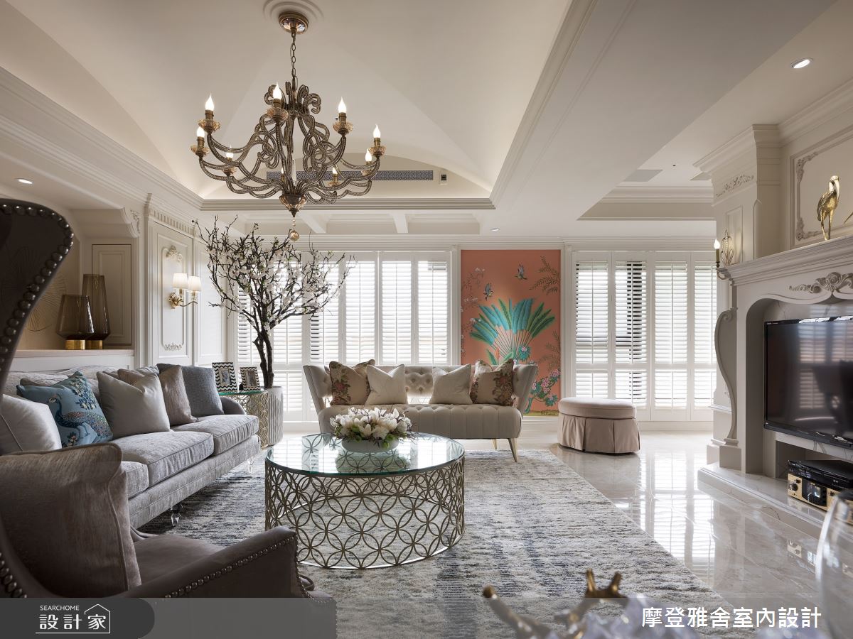 100坪中古屋(5~15年)＿新古典客廳案例圖片＿摩登雅舍室內設計＿摩登雅舍_78 鐵粉姊妹愛的禮物 百坪中古屋翻新奶油白新古典飯店宅之4