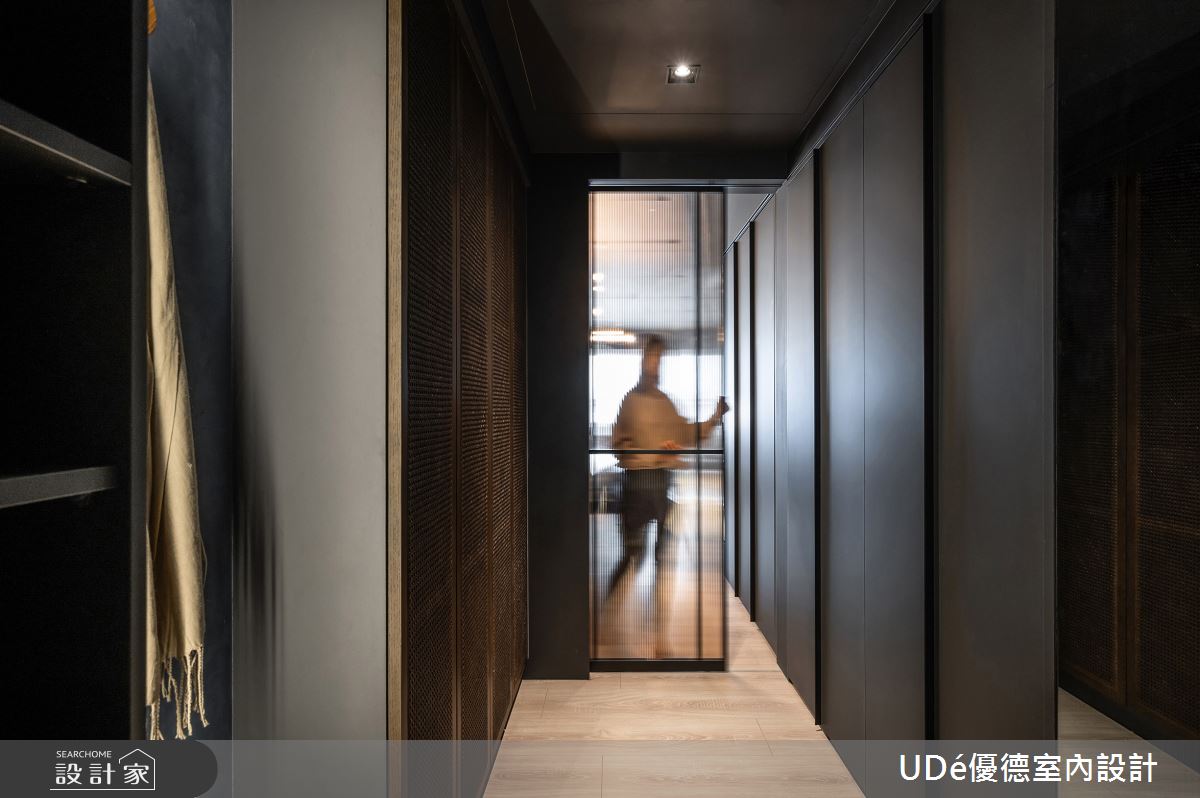 27坪新成屋(5年以下)＿混搭風玄關案例圖片＿優德室內設計 X 日金空間設計＿優德_無界【Unlimited ApHEARTment】之2