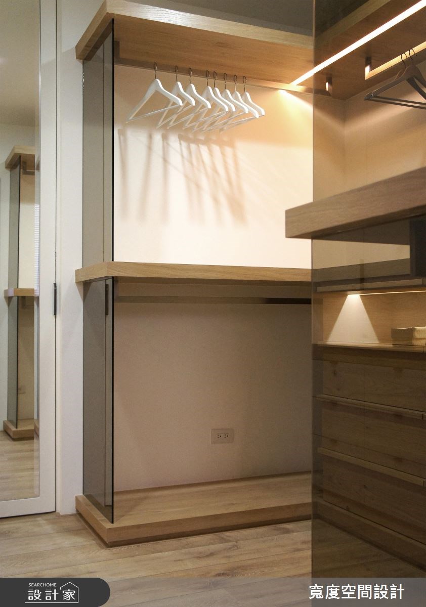 70坪新成屋(5年以下)＿奢華風更衣間案例圖片＿寬度空間設計＿寬度_04之14