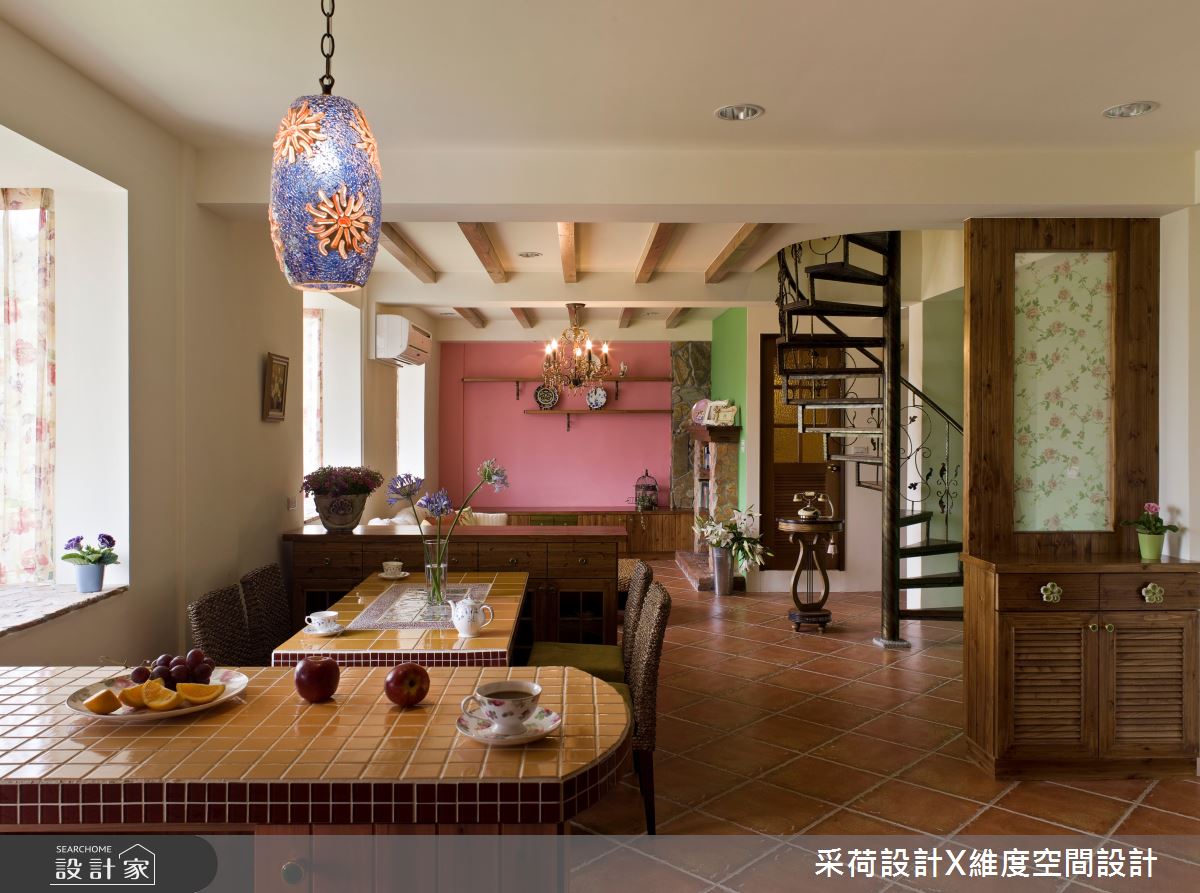 36坪老屋(16~30年)＿鄉村風客廳餐廳樓梯中島案例圖片＿采荷設計X維度空間設計＿采荷X維度_02之10