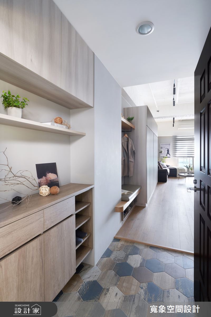 28坪中古屋(5~15年)＿工業風玄關案例圖片＿寬象空間室內裝修有限公司＿寬象_12之5041