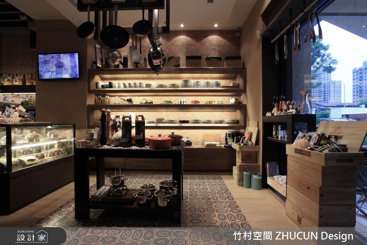60坪中古屋(5~15年)＿工業風商業空間案例圖片＿竹村空間 ZHUCUN Design＿竹村_06 馬多尼 Mattoni_60坪工業風商業空間之3
