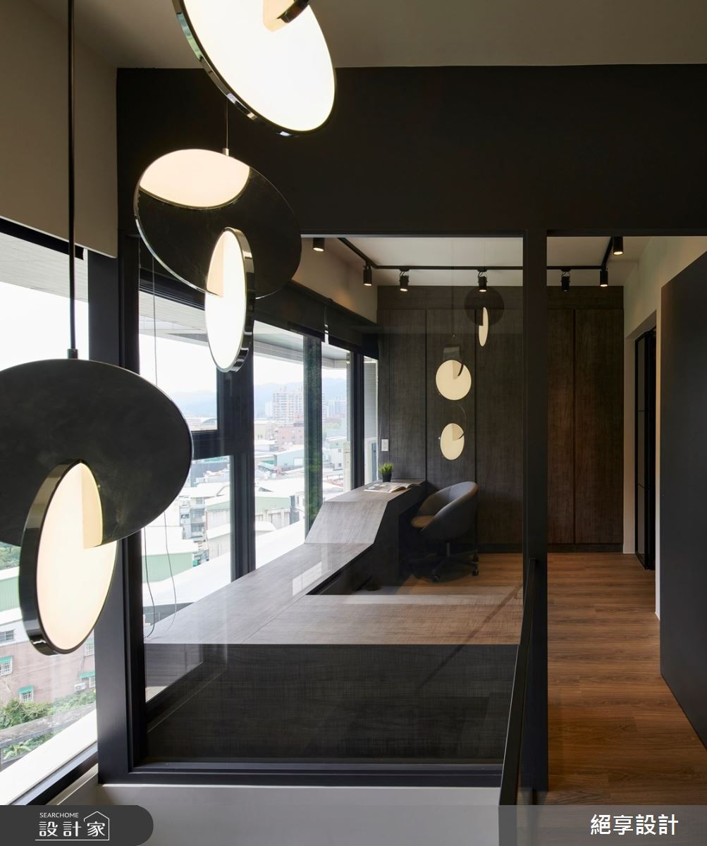 32坪新成屋(5年以下)＿現代風樓梯案例圖片＿絕享設計＿絕享_72之11