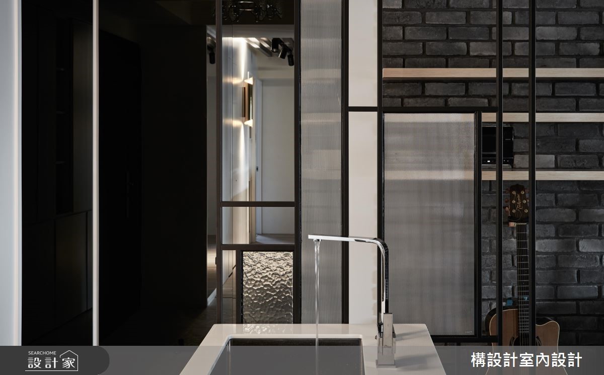40坪新成屋(5年以下)＿現代風中島案例圖片＿構設計＿構設計_空間的表情。當灰階遇上彩虹之4