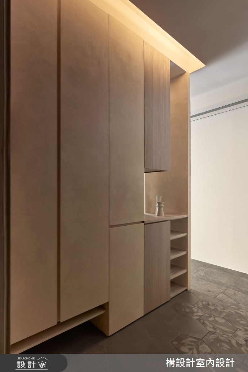 24坪新成屋(5年以下)＿現代風玄關案例圖片＿構設計＿構設計_晨光流雲之1