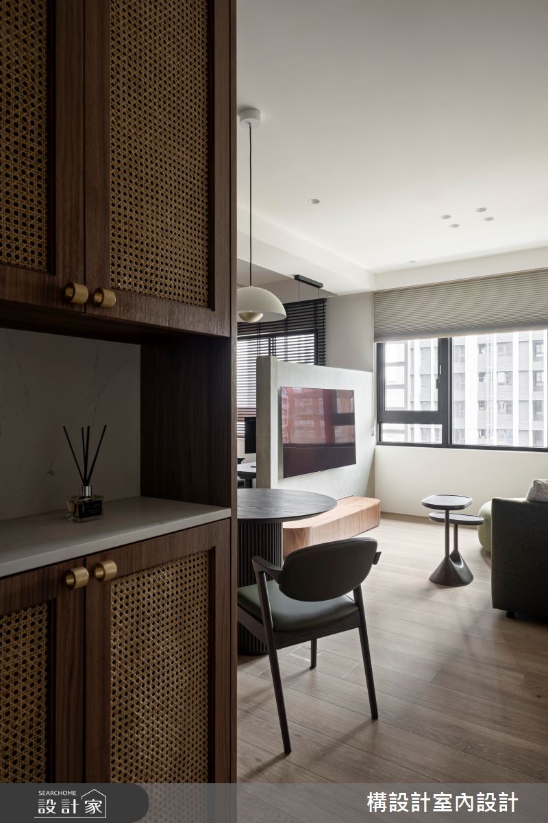 18坪新成屋(5年以下)＿現代風玄關客廳餐廳案例圖片＿構設計＿構設計_和光䖇所之135