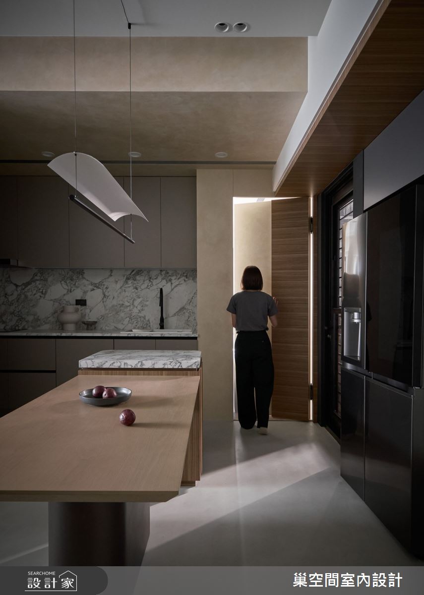 20坪新成屋(5年以下)＿現代風餐廳廚房中島案例圖片＿巢空間室內設計＿巢空間_28Ignotus 伊格諾圖斯之20