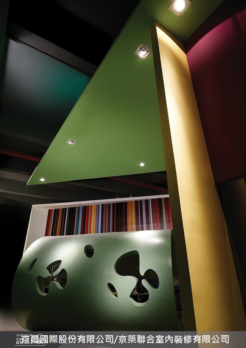 1950坪＿現代風商業空間案例圖片＿京璽國際股份有限公司/京築聯合室內裝修有限公司＿京璽國際_CONVERSE風靡全球的魅力殿堂_1950坪現代風之7