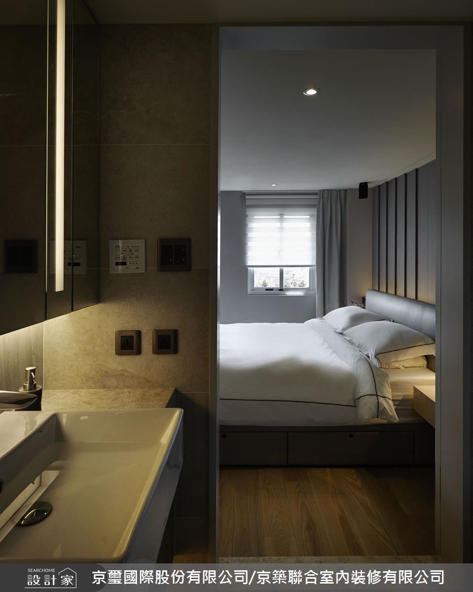 25坪老屋(16~30年)＿現代風臥室浴室案例圖片＿京璽國際股份有限公司/京築聯合室內裝修有限公司＿京璽國際_臺北和平_25坪構離‧空向之10