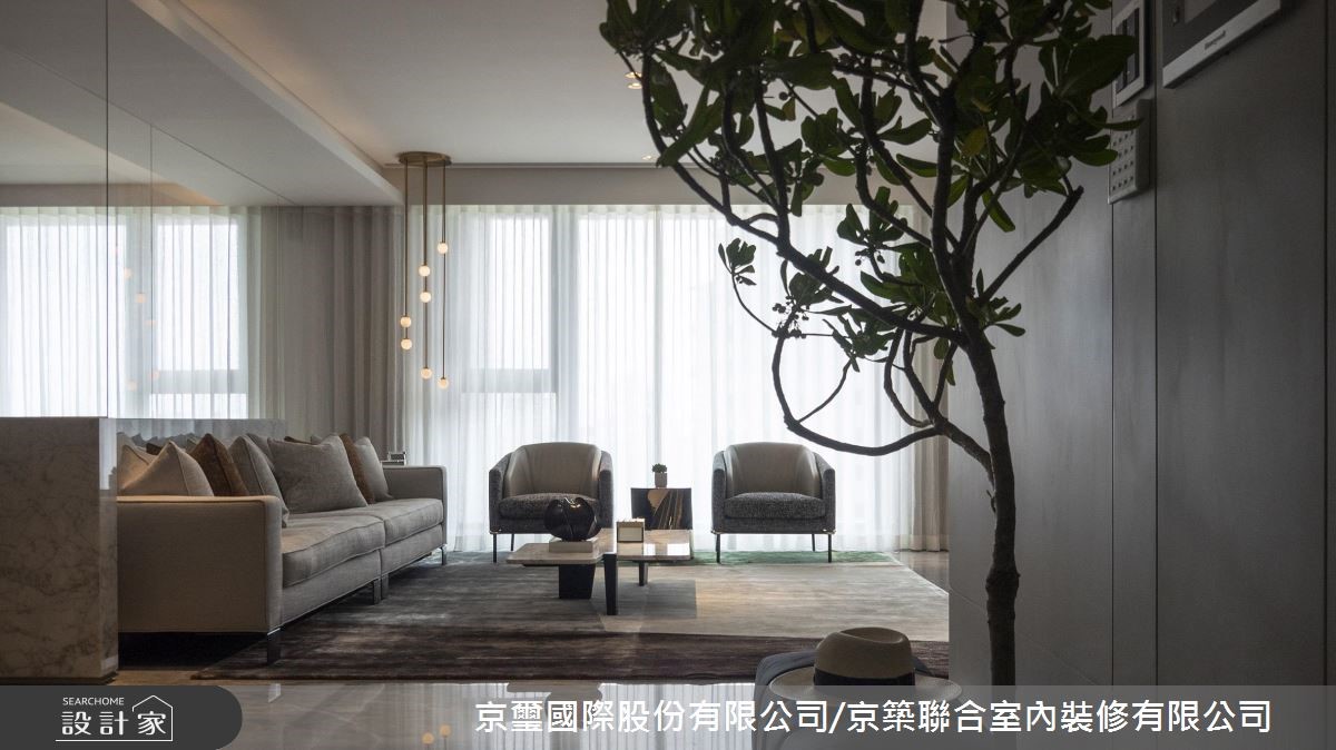 62坪新成屋(5年以下)＿現代風客廳案例圖片＿京璽國際股份有限公司/京築聯合室內裝修有限公司＿京璽國際_長虹許宅_62坪透‧餘閒之4